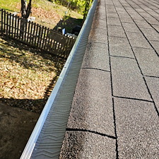 Leafblaster-Pro-Gutter-Guard-installation-in-Valley-Park-MO 0